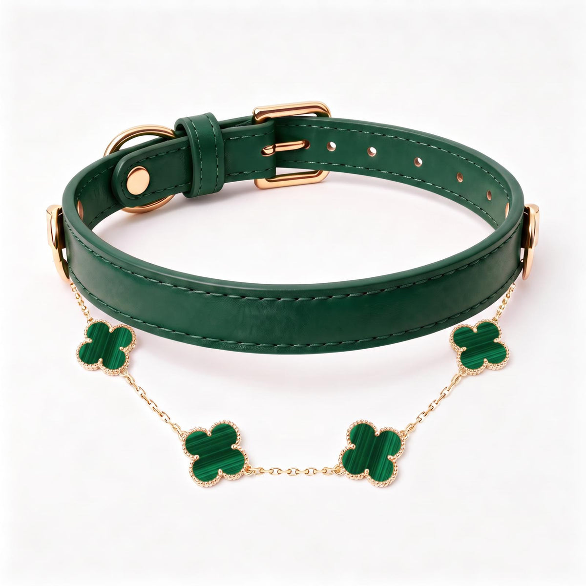 Collar de cuero con joyería y nombre bordado para mascotas